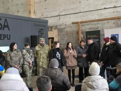 У Києві презентували оновлені мобільні стабілізаційні контейнери STABNET